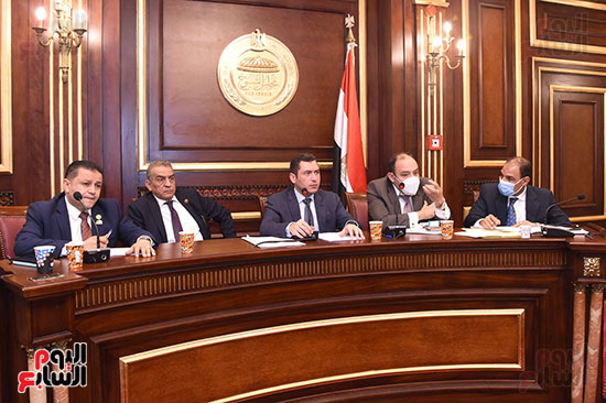 اجتماع لجنة الصناعة بمجلس النواب  (1)
