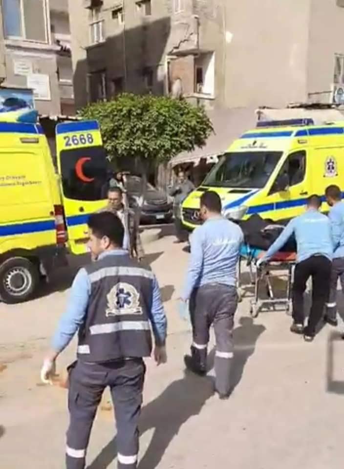 اثناء نقل جثمان رجل وزوجته دهستهما سيارة نقل ثقيل بمدينة كفر الشيخ