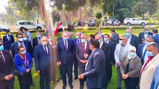 سفير الاتحاد الأوروبى لدى مصر يزور متاحف الرى بالقناطر الخيرية (9)