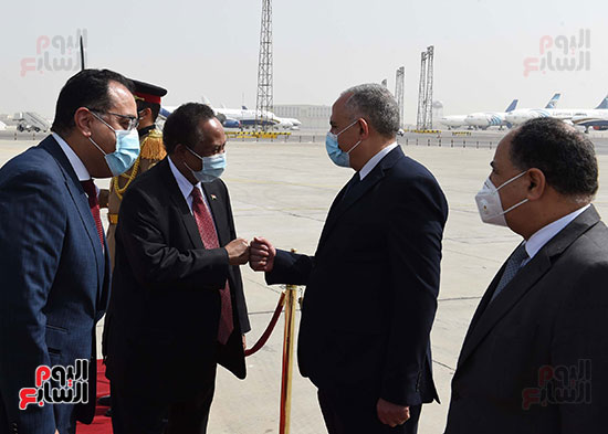 رئيس وزراء السودان والوفد المصرى