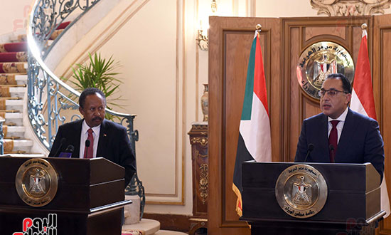 رئيس الوزراء بمؤتمر صحفى مع نظيره السودانى (10)