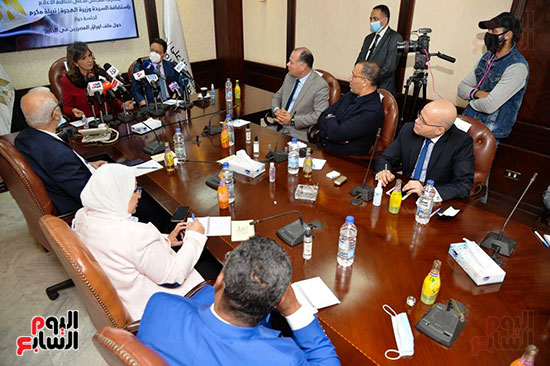 لقاء وزير الهجرة مع رؤساء التحرير