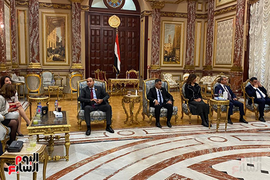 جولة لشباب الدارسين المصريين بالخارج داخل البرلمان ضمن تعاون تنسيقية الأحزاب مع الهجرة (4)