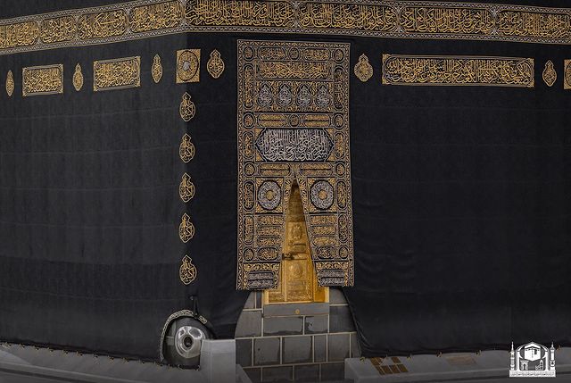  الصلاة داخل المسجد الحرام بزمن كورونا × 10 صور  61560-الكعـبة