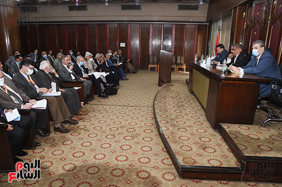 اجتماع لجنة الصناعة بمجلس النواب  (2)
