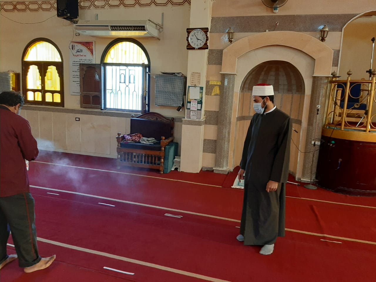 تعقيم وتطهير المساجد