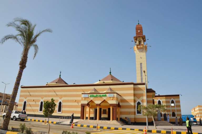 مسجد السلام بمدينة الطور
