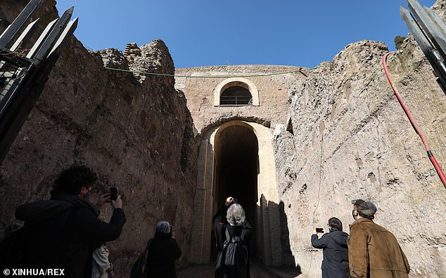 استغرق النصب الجنائزي خمس سنوات لترميمه استغرق النصب الجنائزي خمس سنوات لترميمه