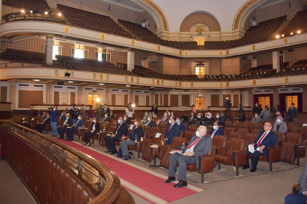 رؤساء الجامعات خلال اجتماع المجلس الأعلى للجامعات بجامعة القاهرة