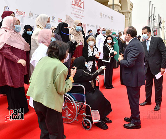 الرئيس السيسي يحتفى بالمرأة المصرية في عيدها مفتاح الحياة وضمير الوطن (10)