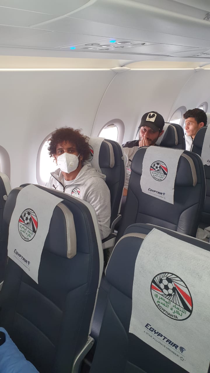 بعثة المنتخب الوطني تطير إلى نيروبي علي متن رحلة خاصة لمصر للطيران (2)