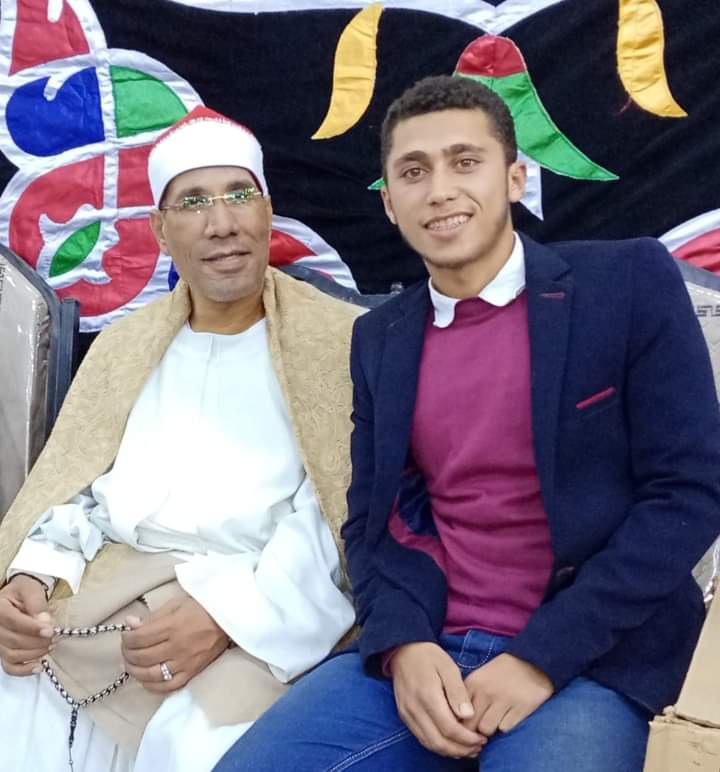 مع الشيخ الطاروطى مع الشيخ الطاروطى
