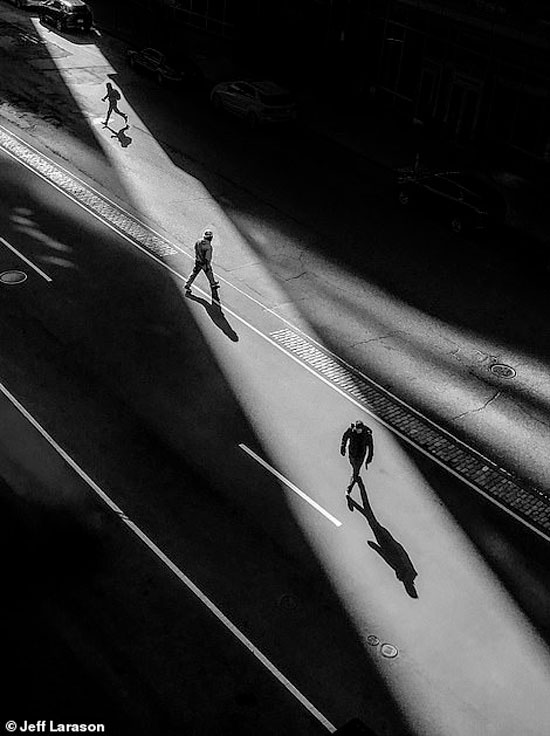 جيف لاراسون بفئة التصوير الفوتوغرافي للشوارع