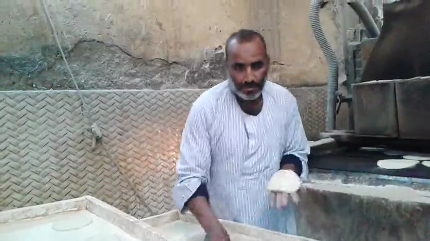 عبد الكريم خلال العمل عبد الكريم خلال العمل