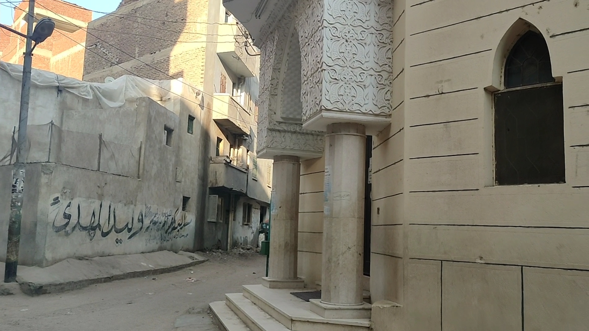 منزل الفنان احمد زكي تحول لمسجد