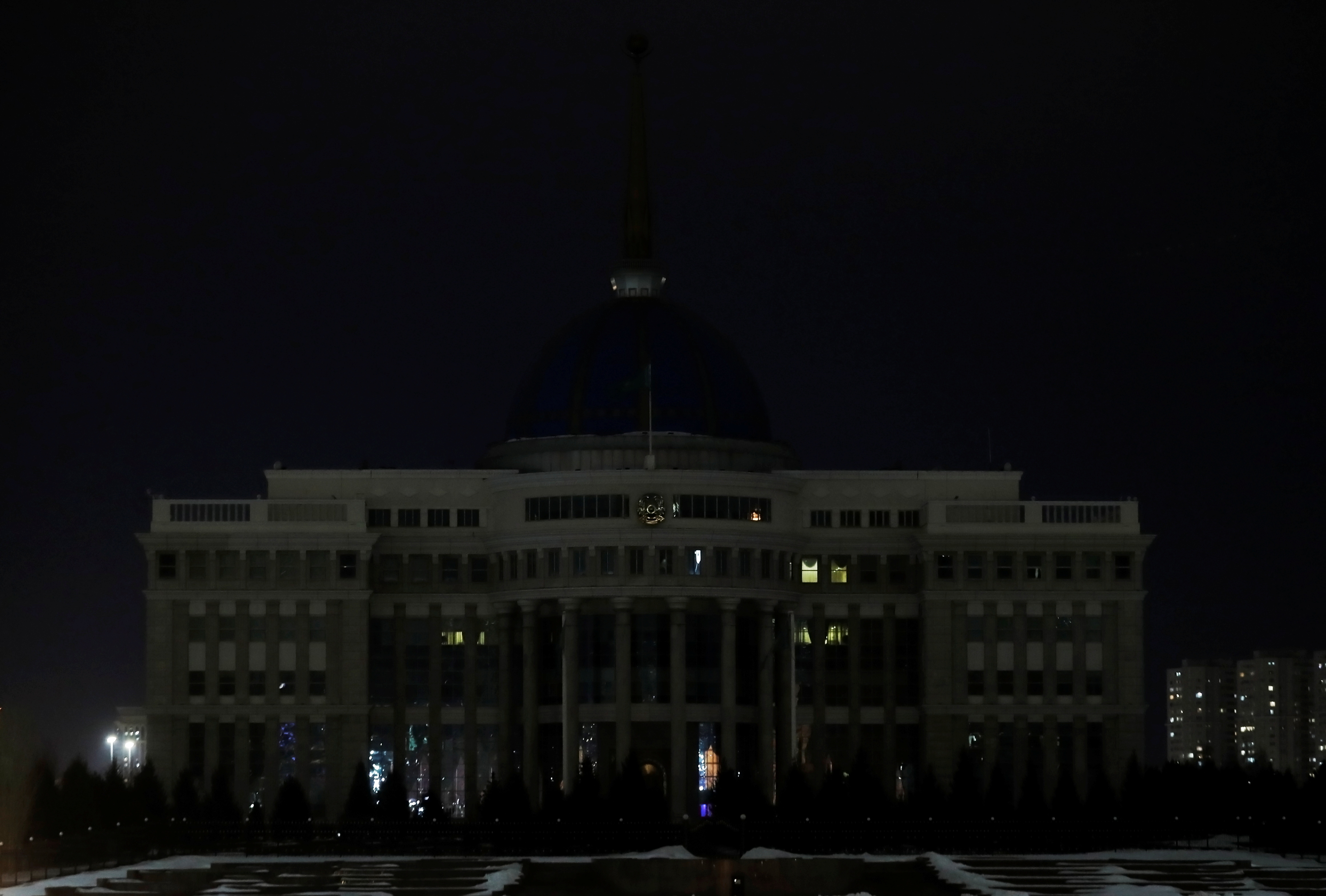 إطفاء الأنوار لساعة الأرض فى كازاخستان