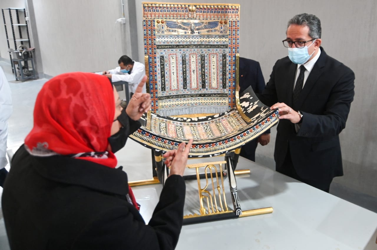 المصنع تم انشاءه لمواكبة متطلبات السوق المحلي والعالمي في صناعة النماذج الأثرية المصنع تم انشاءه لمواكبة متطلبات السوق المحلي والعالمي في صناعة النماذج الأثرية