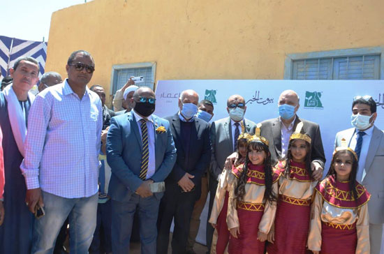 سكرتير-مساعد-الأقصر-وقيادات-المحافظة-خلال-الافتتاح سكرتير-مساعد-الأقصر-وقيادات-المحافظة-خلال-الافتتاح