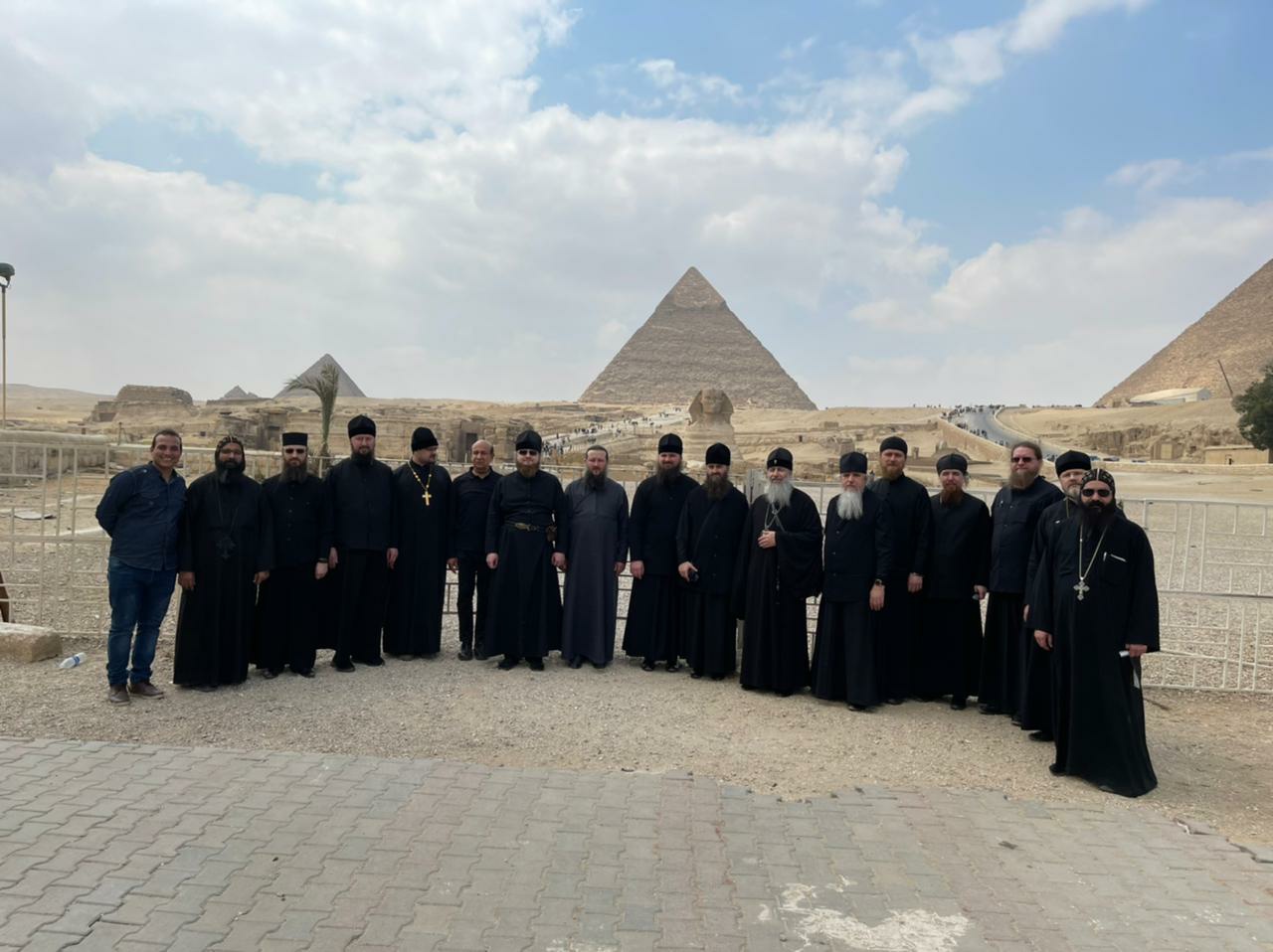 جانب من زيارة وفد رؤساء الأديرة الأوكرانية للأهرامات