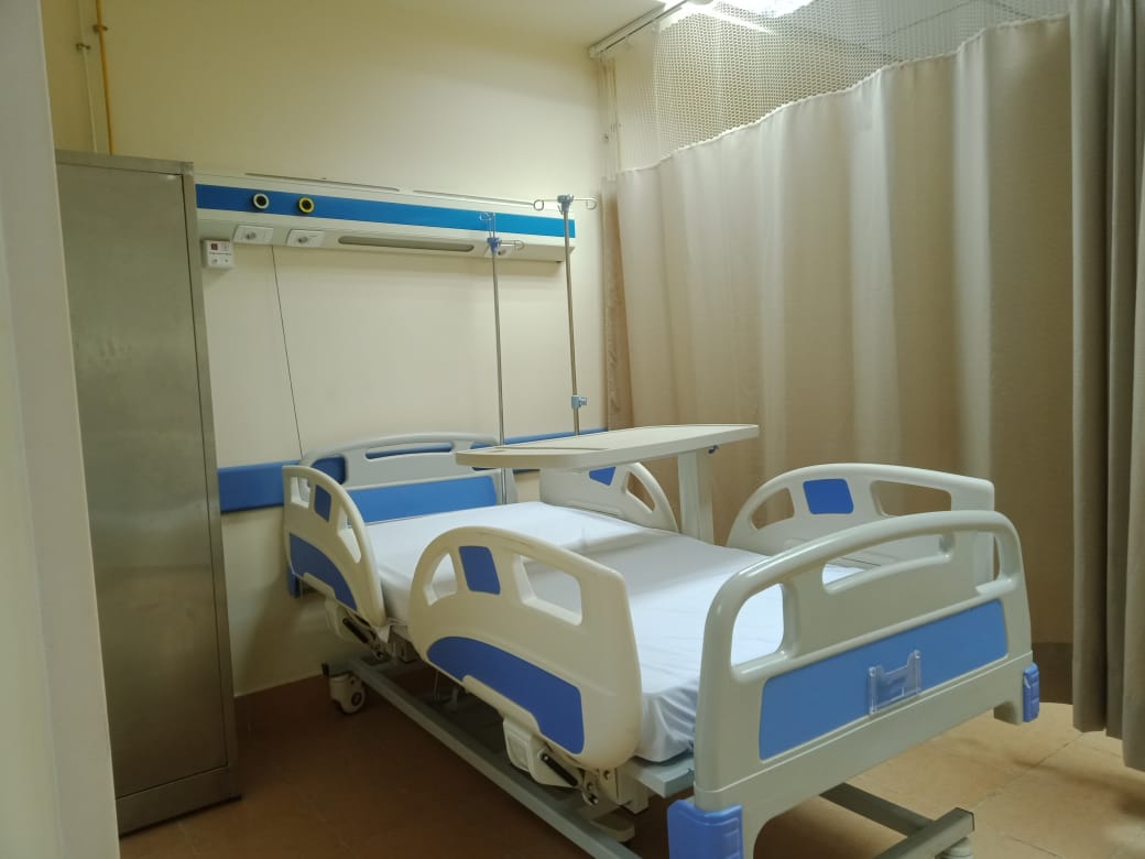 سرير المستشفى