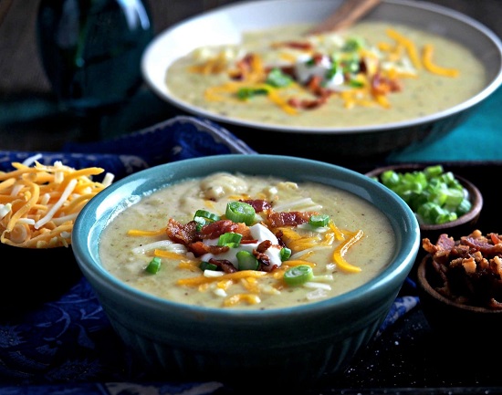 طريقة عمل شوربة البطاطس (2)
