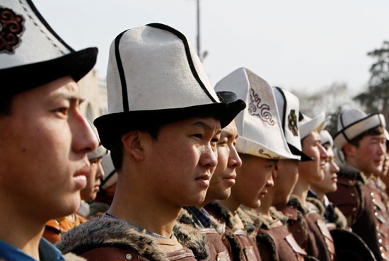القبعة الوطنية القيرغيزية في بيشكيك (2)