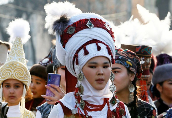 القبعة الوطنية القيرغيزية في بيشكيك (3)