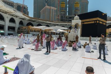 الصلاة فى المسجد الحرام