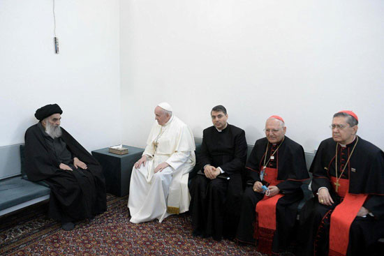 يلتقي البابا فرنسيس مع المرجع الشيعي الأعلى في العراق