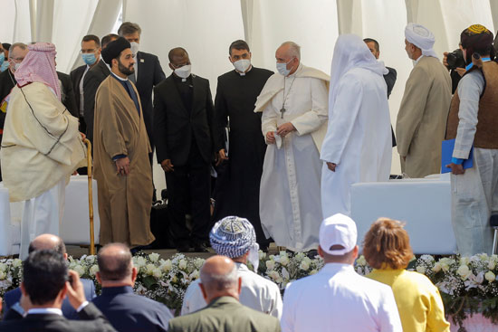 يحضر البابا فرانسيس صلاة بين الأديان في الموقع الأثري القديم في أور