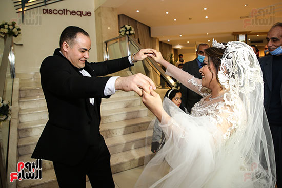 رقص عمرو صحصاح وعروسه آية كمال