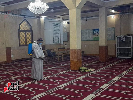 مديرية-أوقاف-جنوب-سيناء-تواصل-حملتها-لنظافة-وتعقيم-المساجد-التابعة-لها-استعدادًا-لشهر-رمضان-الكريم-(2)