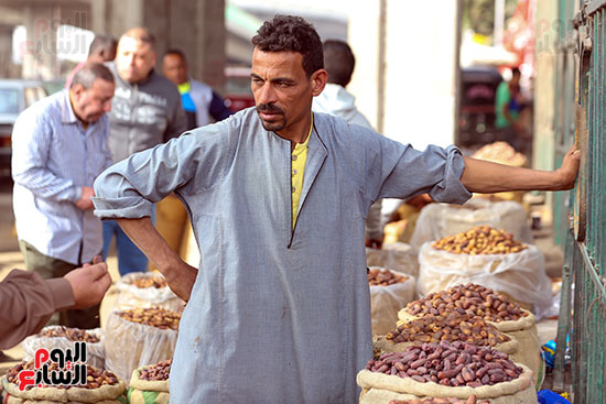 تاجر بلح بسوق الساحل (4)