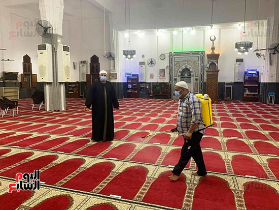 حملة-تعقيم-المساجد-بالإسماعيلية