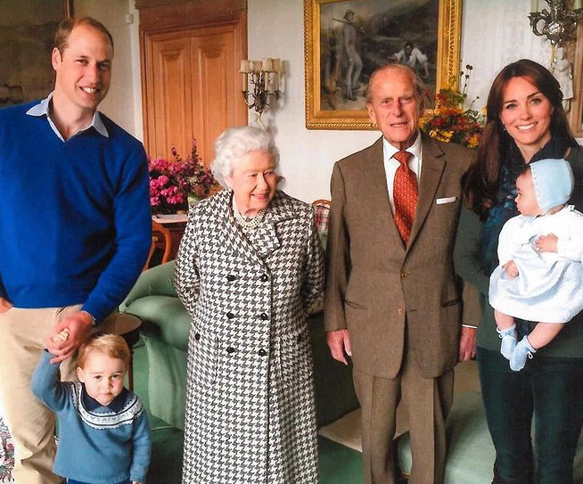 الملكة اليزابيث الأمير فيليب ودوق ودوقة كامبريدج