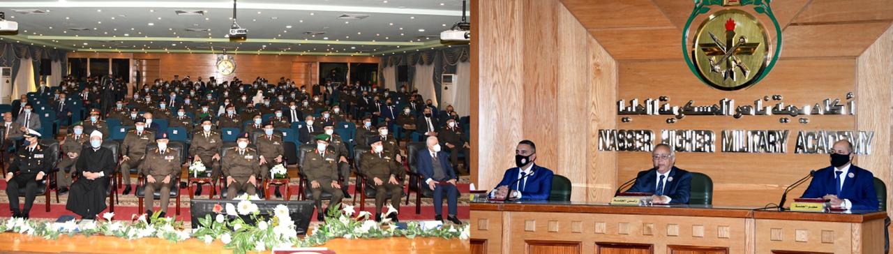وزير الدفاع يشهد مناقشة البحث الرئيسى لأكاديمية ناصر العسكرية العليا (4)