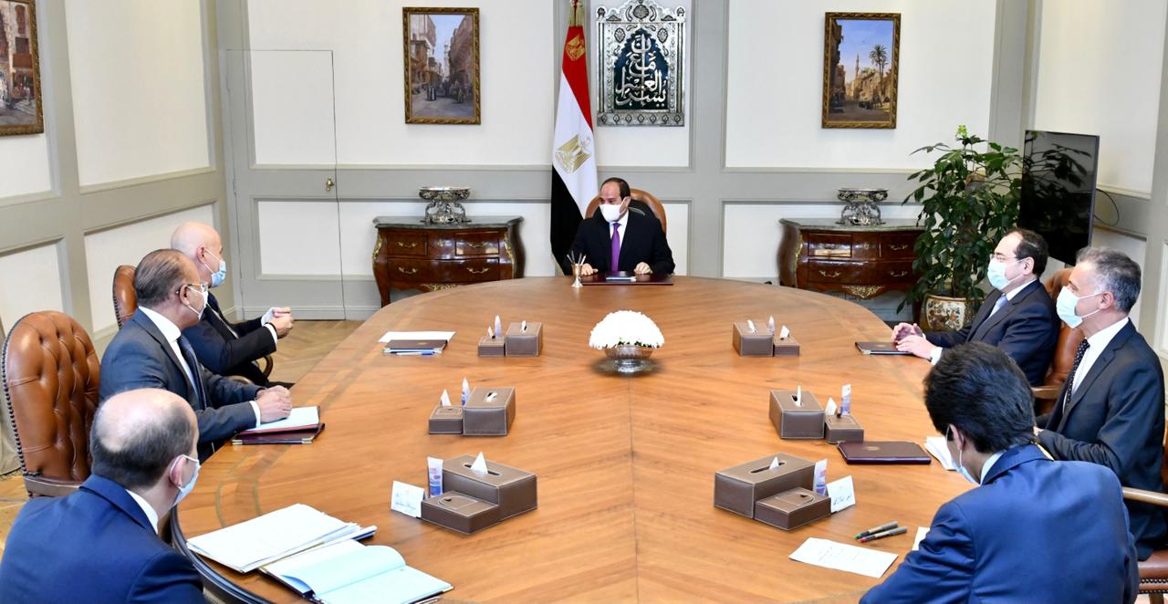 الرئيس السيسى يلتقى الرئيس التنفيذى لشركة إينى الإيطالية للطاقة