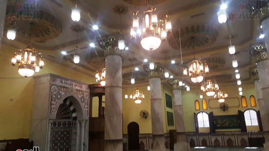 مسجد-سيدى-عمر-الإفلاقى-من-الداخل-(1)