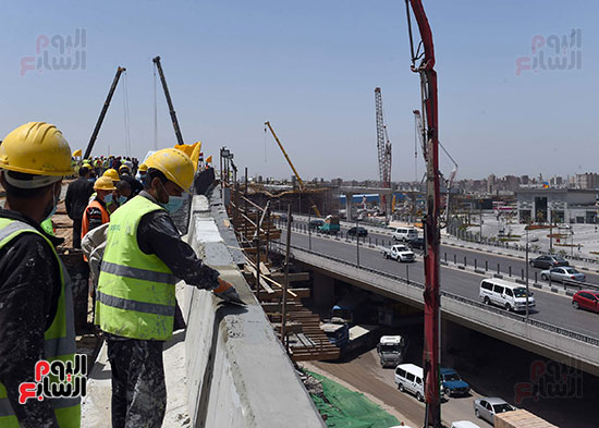 رئيس الوزراء يتفقد أعمال تطوير الطريق الدائرى (1)