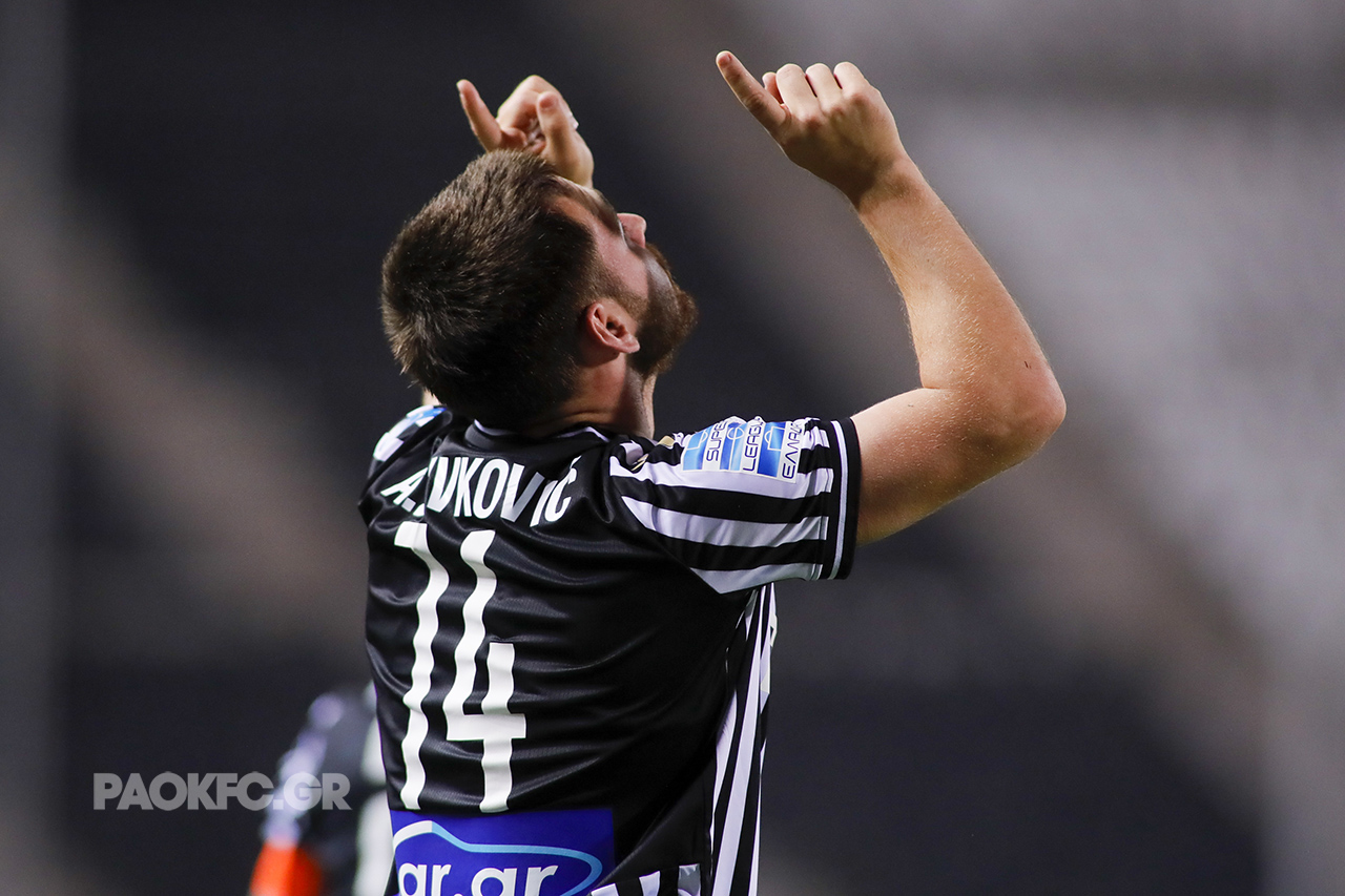 نادي باوك (1)