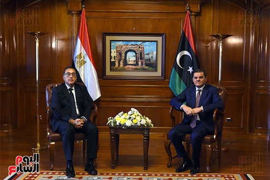 زيارة رئيس الوزراء المصرى لليبيا (12)