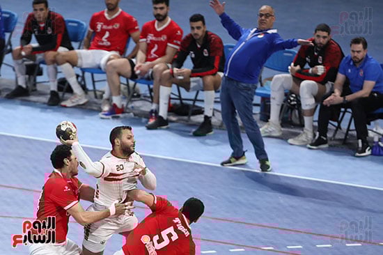 هجمة من الزمالك علي مرمي الاهلي هجمة من الزمالك علي مرمي الاهلي
