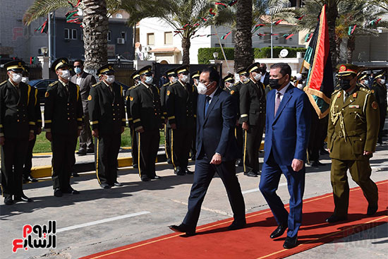 زيارة رئيس الوزراء المصرى لليبيا (8)