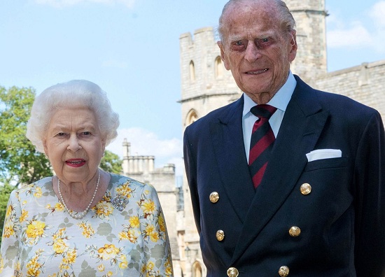 هدايا الأمير فيليب للملكة إليزابيث بمناسبة عيد ميلادها الـ 95 (5)