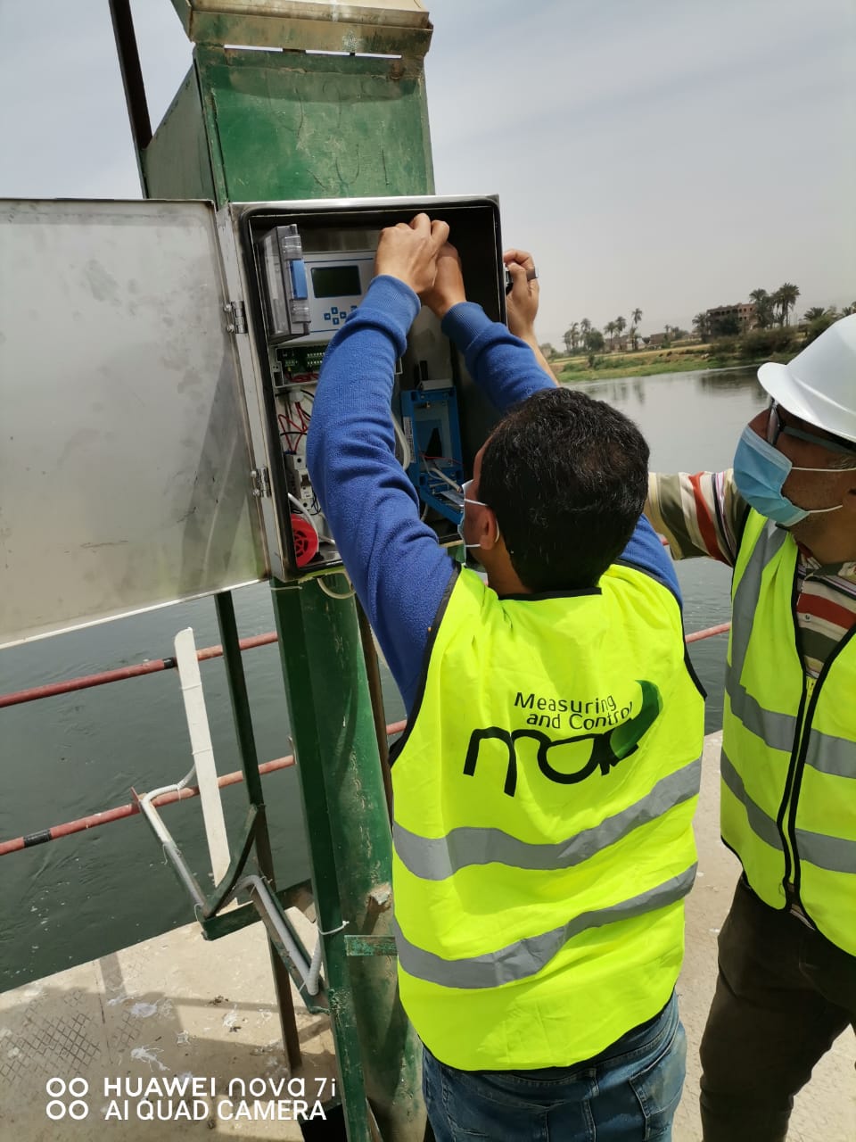 تركيب أجهزة قياس ومراقبة منسوب مياه النيل (3)