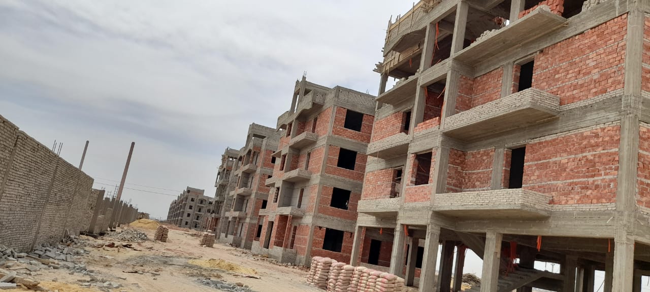 مشروع انشاء مساكن لمتضررى السيول بقرية الديسمى بالصف
