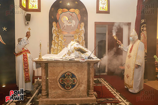 الكنيسة الأرثوذكسية تحتفل اليوم بأحد الشعانين (33)