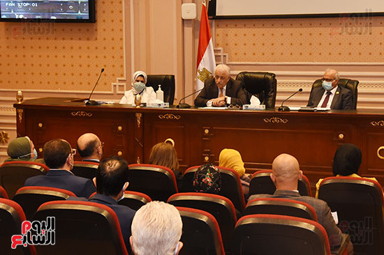 اجتماع لجنة التعليم والبحث العلمي برئاسة الدكتور سامي هاشم  (8)