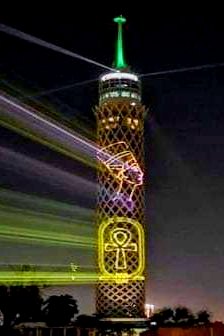 برج القاهرة يتزين بصور ملوك مصر القدماء بالتزامن مع الموكب الذهبى للمومياوات الملكية (2)