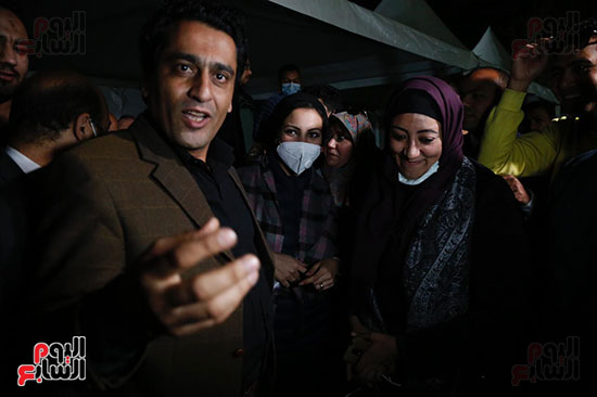 أيمن عبد المجيد ودعاء النجار خلال إعلان نتائج انتخابات الصحفيين